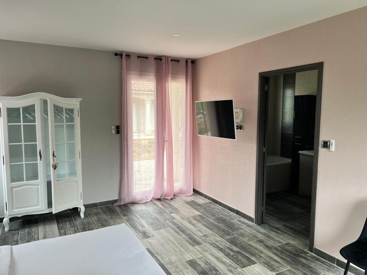 Chez Saliha Et Serge Lamarche-Sur-Saone Экстерьер фото